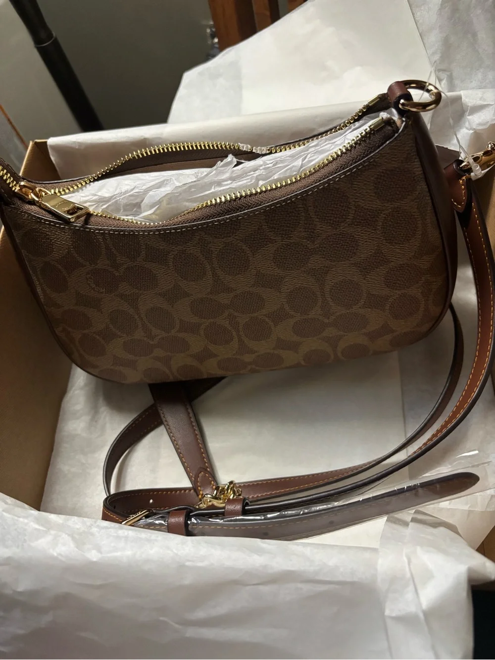 Coach (Teri Shoulder Bag) Signature Shoulder Bag Tan/Brown with Gold Accents NEW
